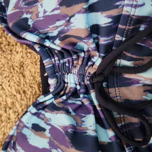 Dolfin Aquashape Tankini Top - Picture 4 of 12